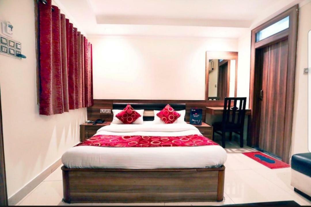 Fabhotel Ct Palace New Market Bhopál Kültér fotó